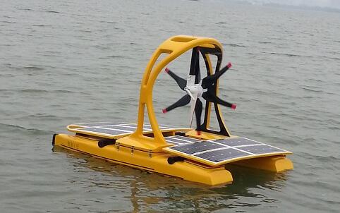 水面清洁机器人借助三轴电子罗盘实现对目标的自动控制